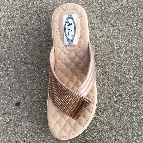 Champagne upper & white pu mini wedge sole SANDAL - Picture 2 of 4